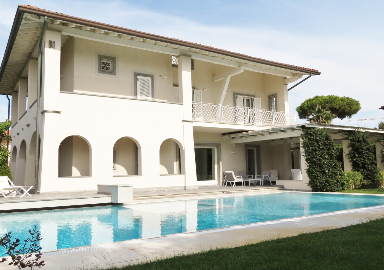 Italia - Forte dei Marmi : Magnifica villa con piscina