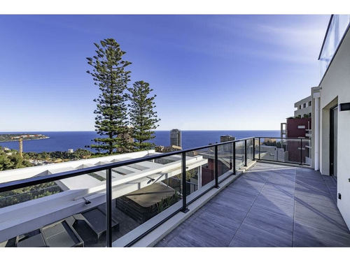 Beausoleil: Trilocale nuovo vista mare, in residence con piscina