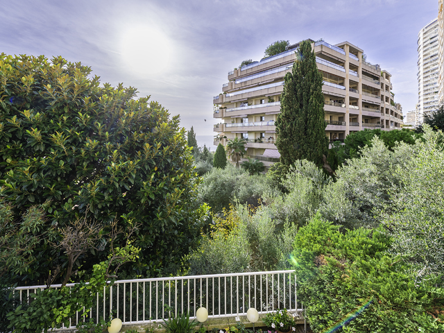 Beausoleil - 3 bedroom apartment with terrace a few steps from M - 13