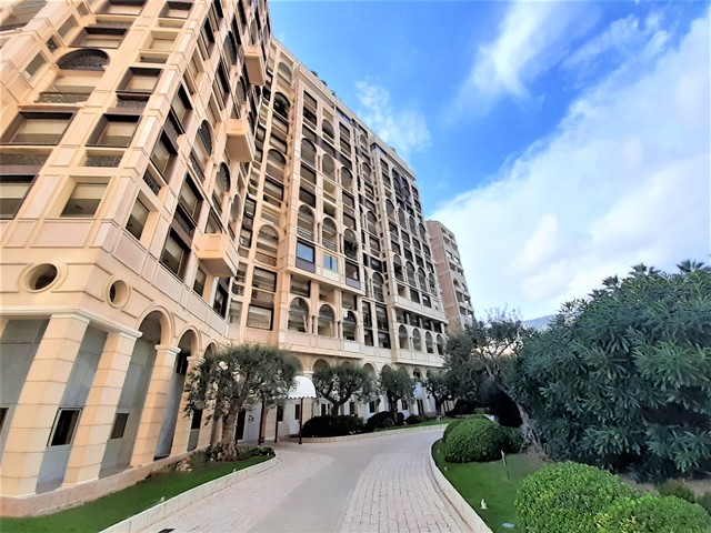 Fontvieille: Seaside Plaza - 2 bedroom apartment with large terr - 16