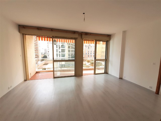 Larvotto - One bedroom apartment for mixed use with balcony sea - 6