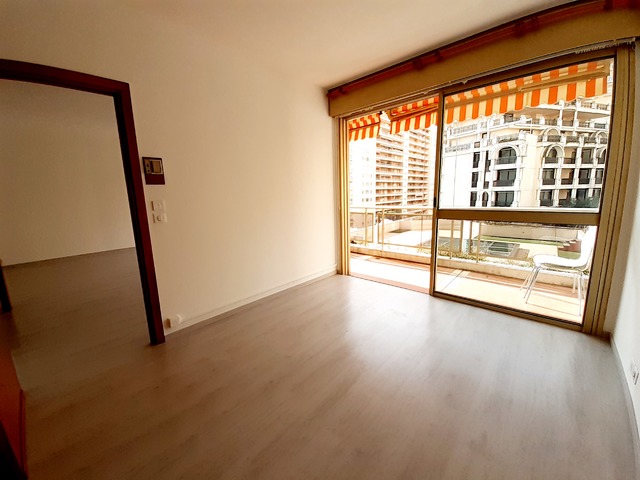 Larvotto - One bedroom apartment for mixed use with balcony sea - 8