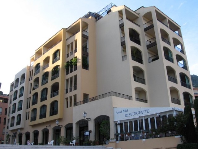 PORTO DI FONTVIEILLE - CIMABUE - Ufficio con vetrina - 1