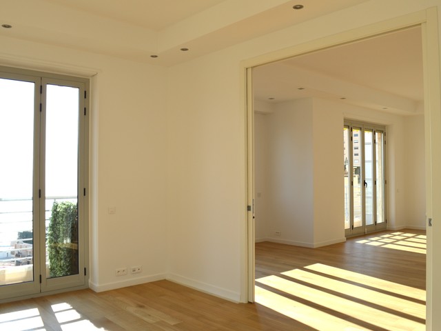 BOULEVARD DES MOULINS - 4 Rooms - Fully renovated - 5