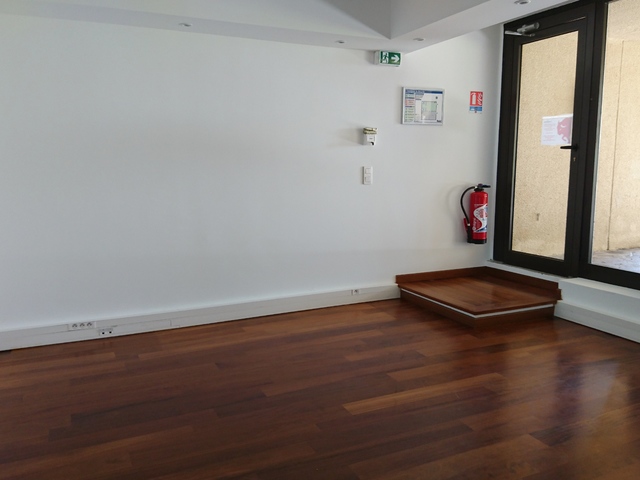 Fontvieille - Office in perfect condition with large store windo - 5